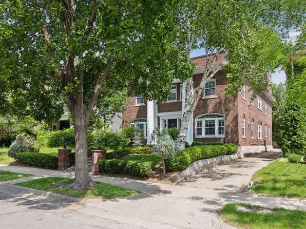 1785 Dupont Ave S, Minneapolis, MN 55403