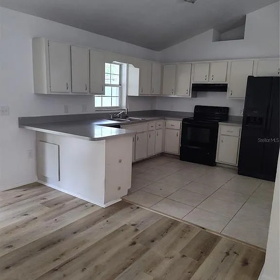 14070 SW 17th Pl — Photo 3