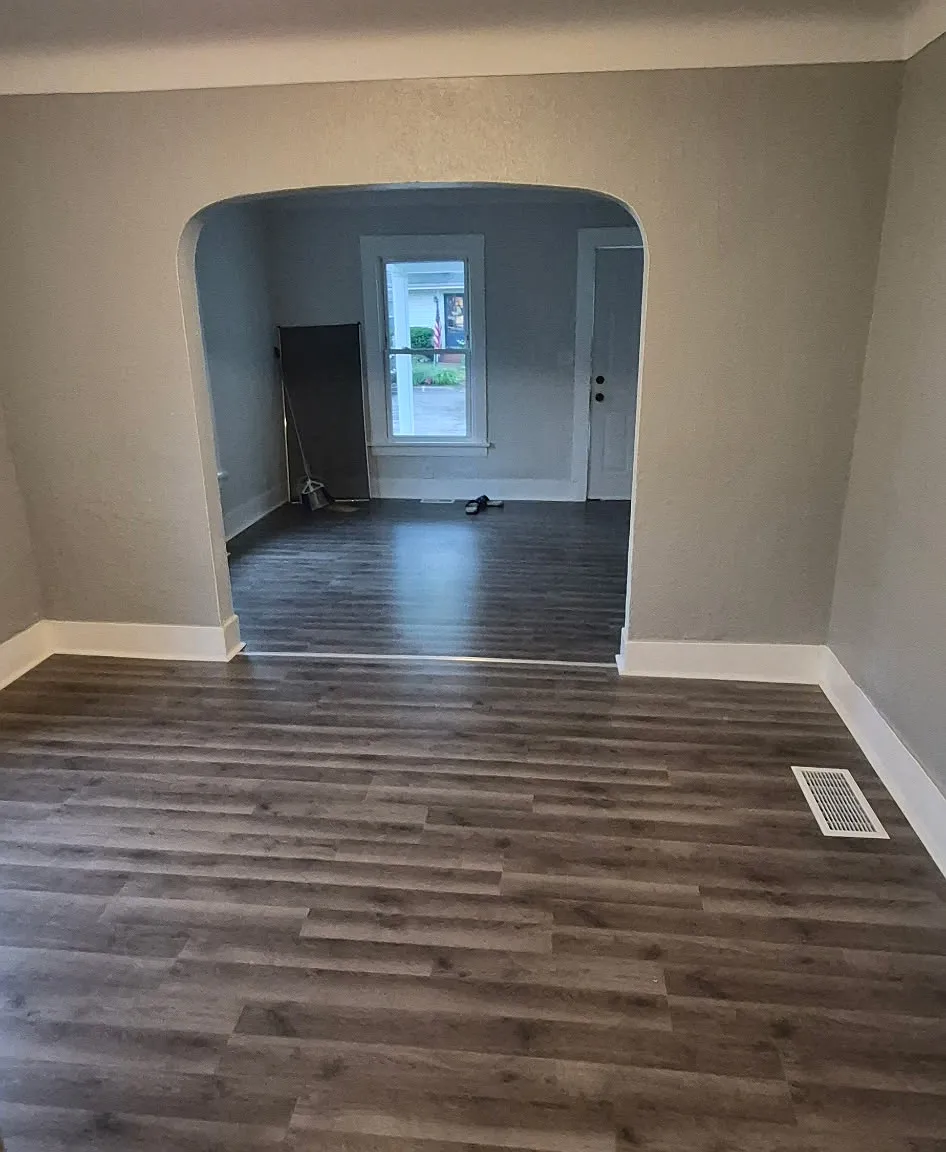 3 bed, 880 sqft, $1,400 — Photo 4