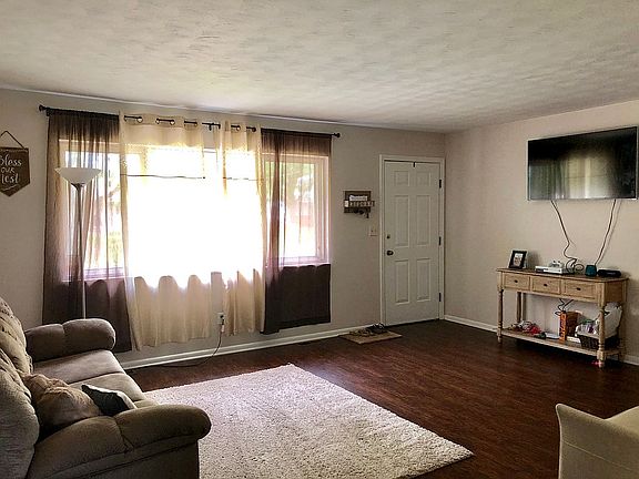 4th image of 60 Mesa Rd