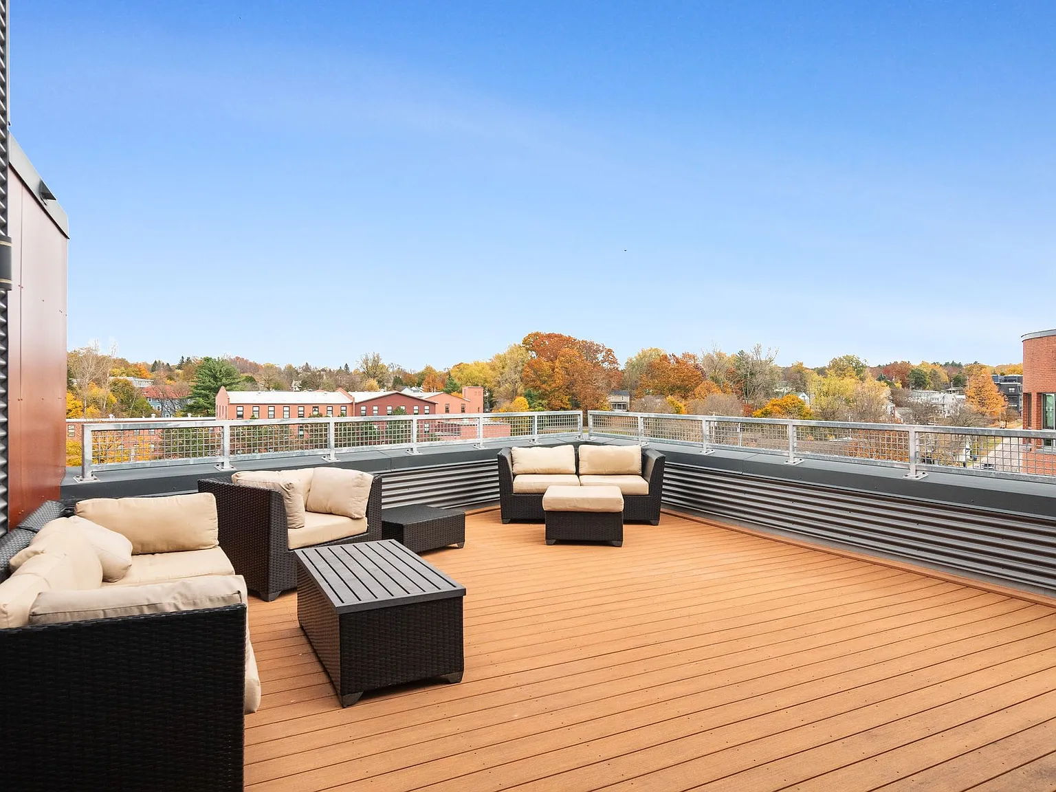 City Lights Modern, Luxury Living in Downtown Winooski — Photo 4