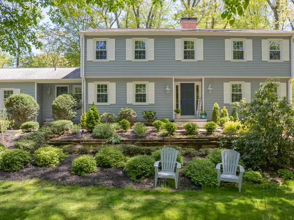 190 Nutmeg Place, Cheshire, CT 06410