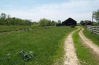 1st image of 1419 Grays Run Pike
