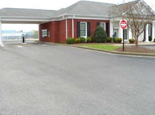 1604 Remke Ave, Lawrenceburg, TN 38464