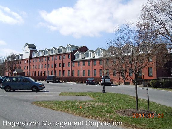 3rd image of 401 Highland Ave APT 309