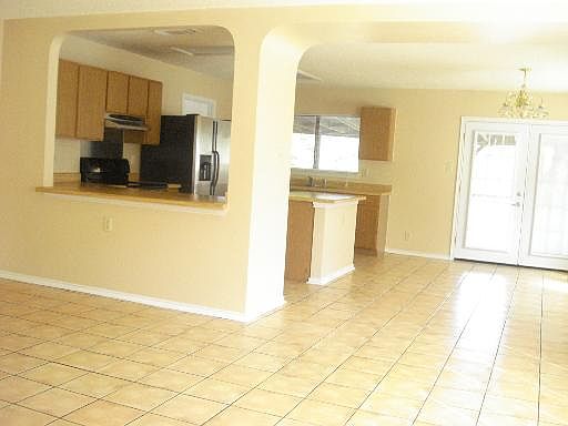 2nd image of 8202 VALLEY TRAILS ST