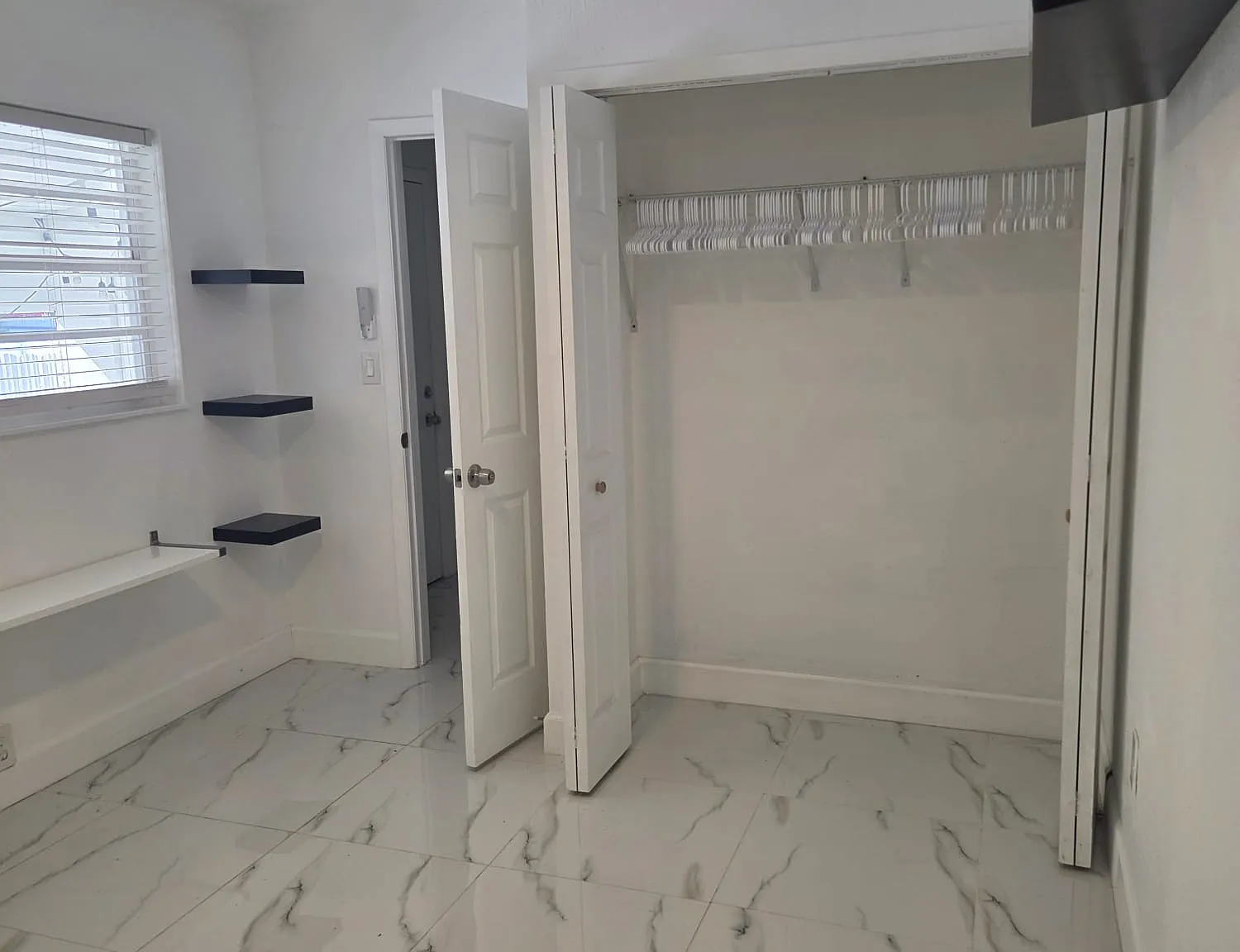 2 bed, $2,800 — Photo 2