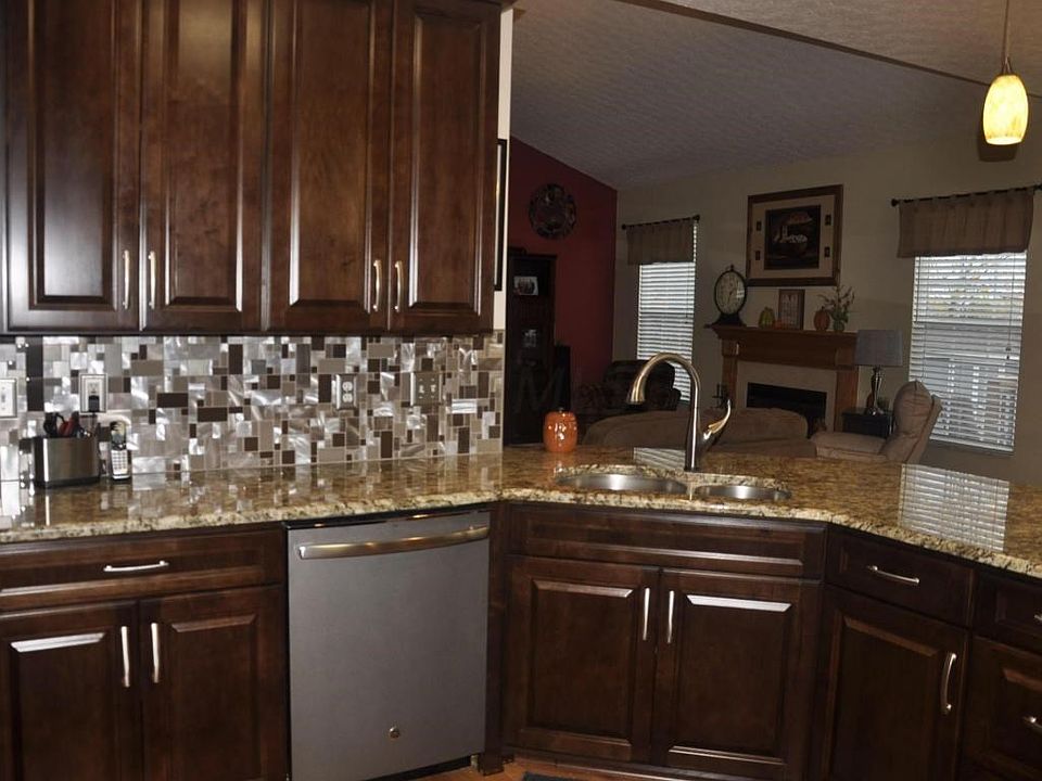 1st image of 243 Kemperwood Dr