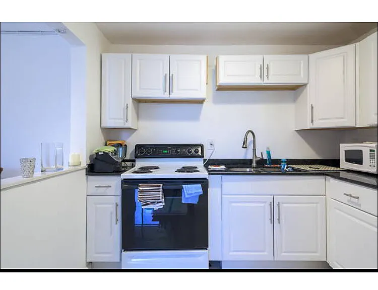 2821 NE 163rd St #2C — Photo 40
