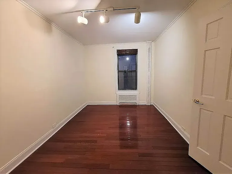 251 W 81st St #3M — Photo 5
