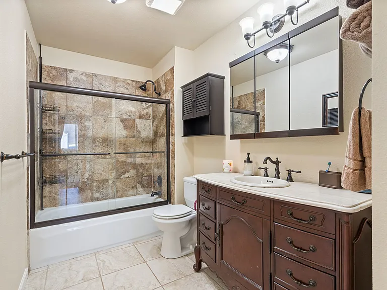 4126 Hayes Ave — Photo 16