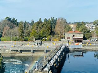 3200 W Commodore Way APT 309, Seattle, WA 98199