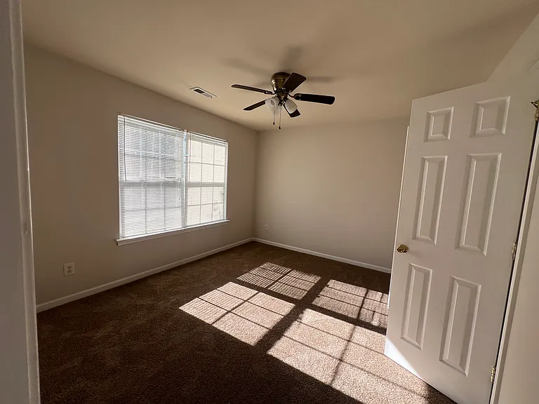 10911 Harmony Glen Ct — Photo 10