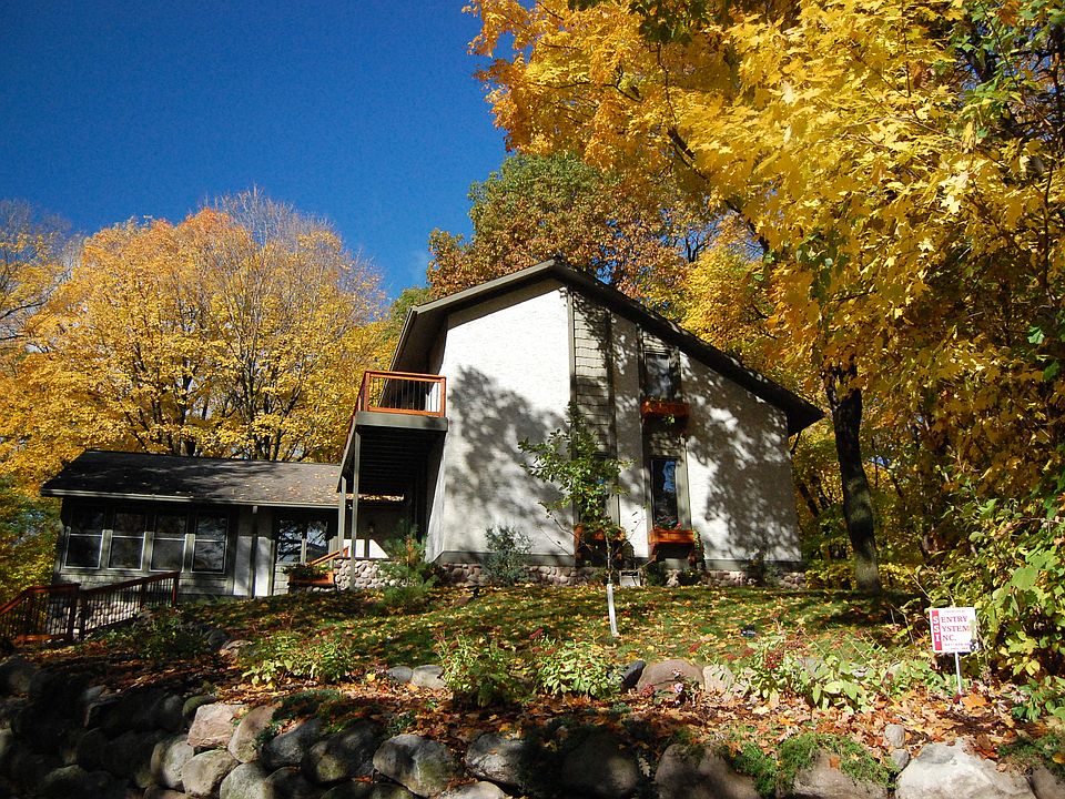 Amazing fall color.