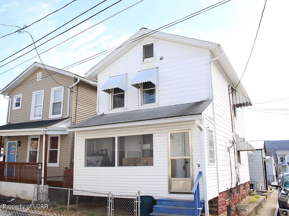 1st image of 22 Bruce Ln