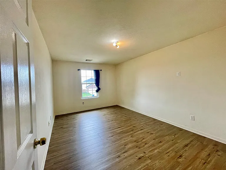 21142 Field House Ct — Photo 19