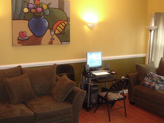 3rd image of 5818 Kemble Ave