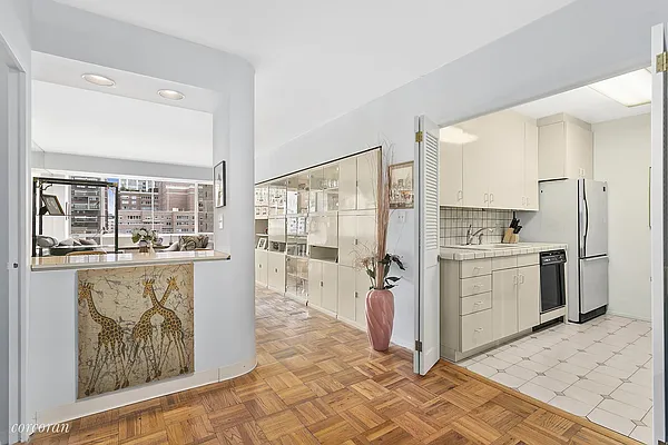 Sold by Corcoran | media 12