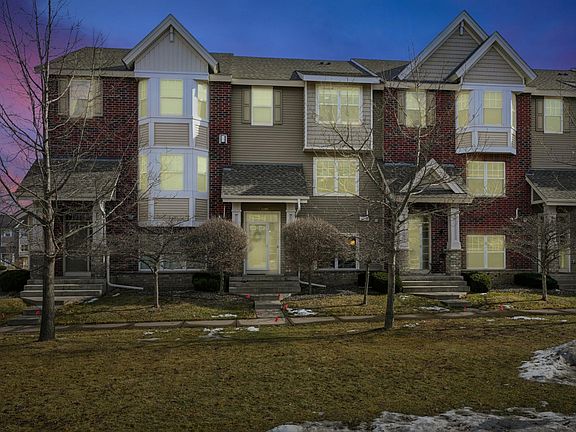 2nd image of 11907 Emery Village Dr N