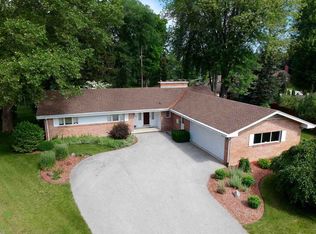 204 Boehringer Ct, Bay City, MI 48708