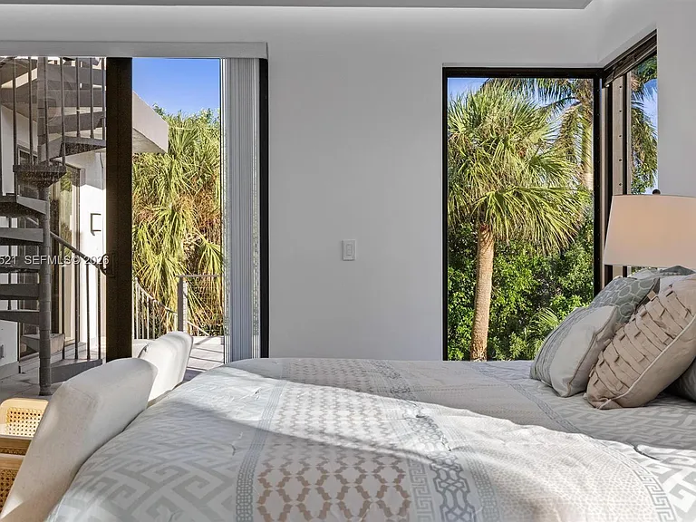 638 Lakeside Hbr — Photo 12