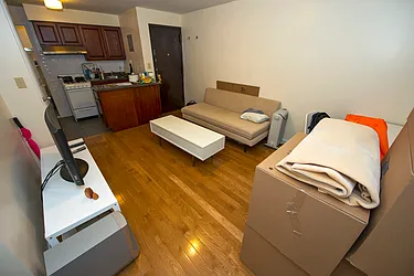 Rented by Genik Group Corp