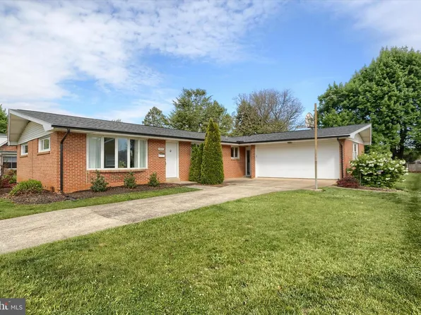 1003 Charles St, Mechanicsburg, PA 17055