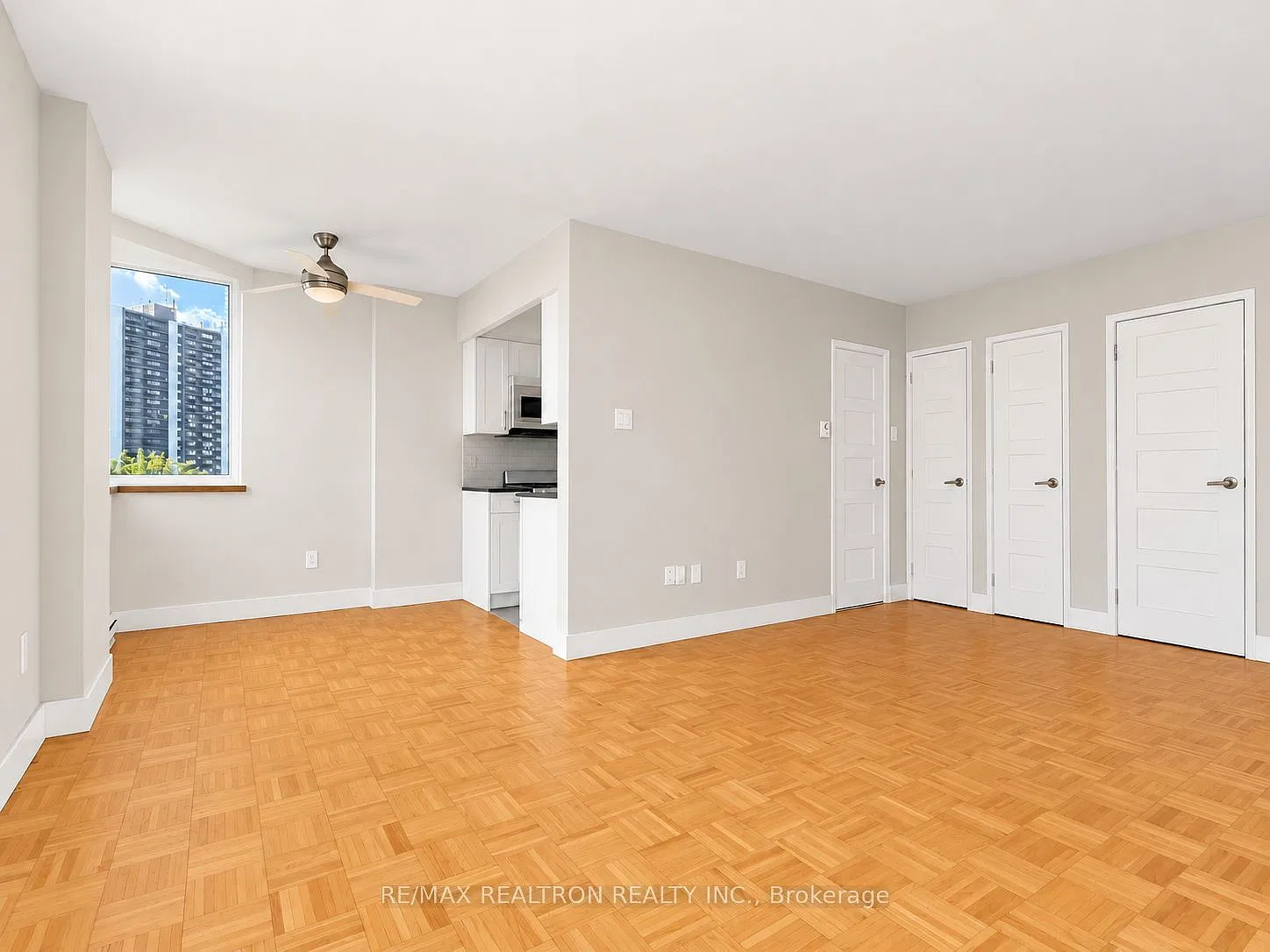 55 Isabella St — Photo 2