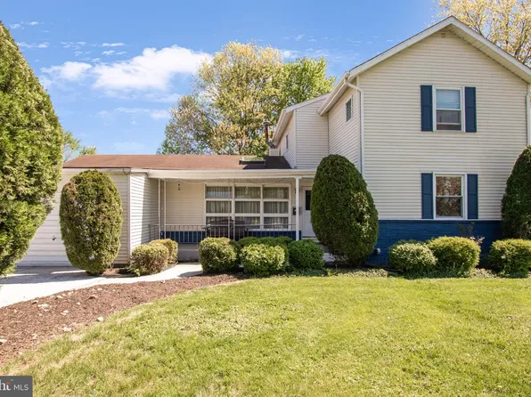 1100 W Somerdale Rd, Somerdale, NJ 08083