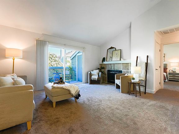 3rd image of 364 Eastridge Dr