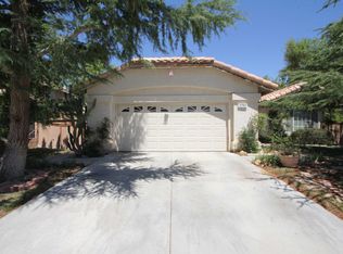 2741 West Newgrove St., Lancaster, CA 93536