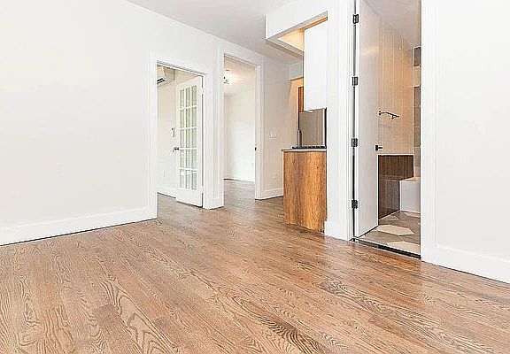 5th image of 799 Ocean Ave #3H