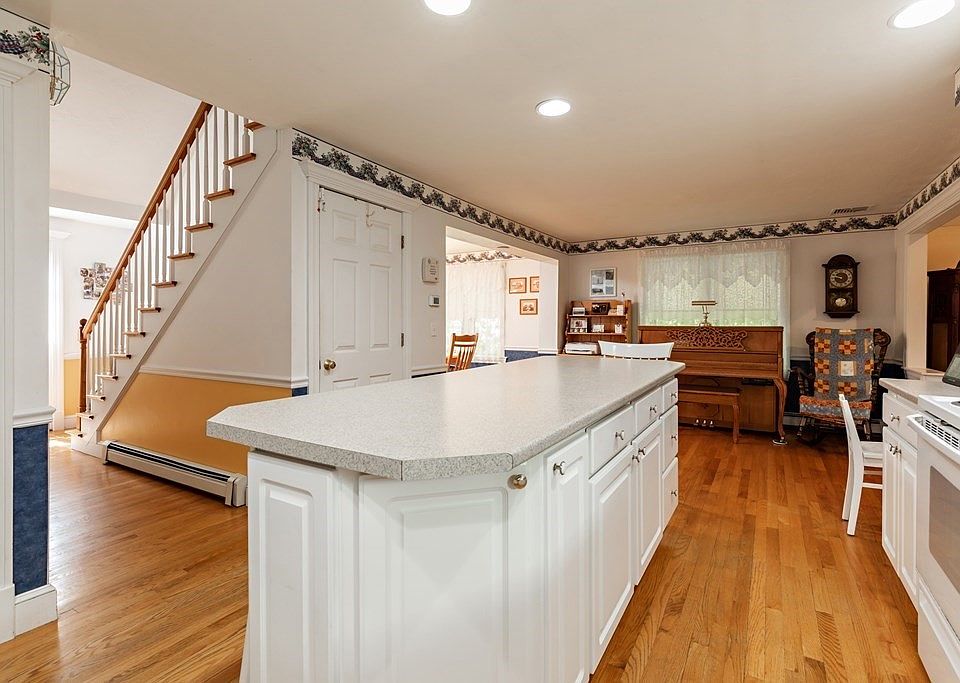 6 Ellisville Rd, Plymouth, MA 02360 Zillow