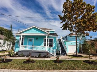 2414 44th St #A, Galveston, TX 77550
