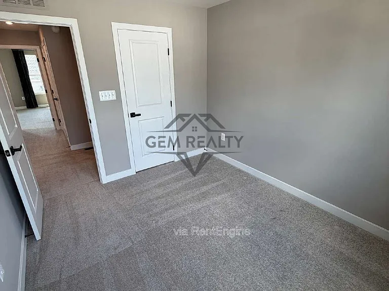 8700 Stevenson Ln — Photo 51