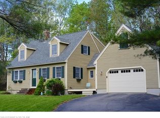 14 Stockbridge Dr, Yarmouth, ME 04096