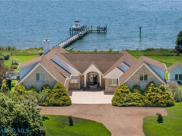 3308 Windmill Point Rd, White Stone, VA 22578