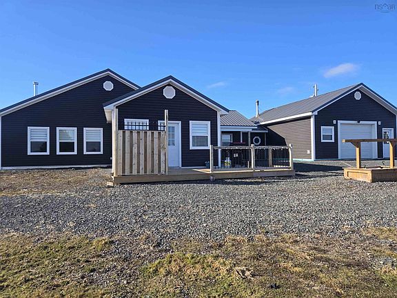 2nd image of 26 Macmaster Ln
