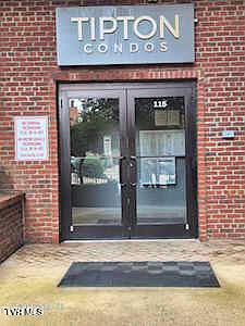 1st image of 116 Tipton St #207