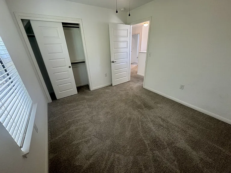 418 Lockhart St #1 — Photo 14