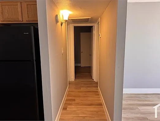 2 bed, 800 sqft, $1,500 — Photo 4