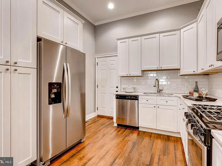1751 S Hanover St — Photo 10