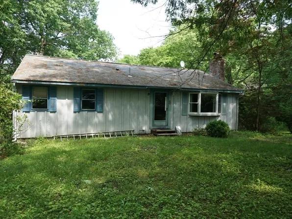 8 Durkee Ln, Westford, MA 01886