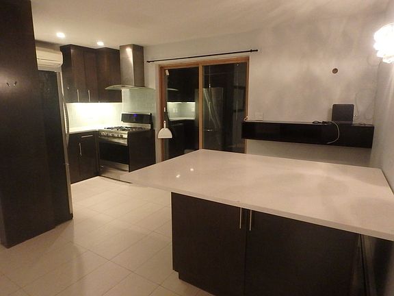 5th image of 14415 26th Ave #2