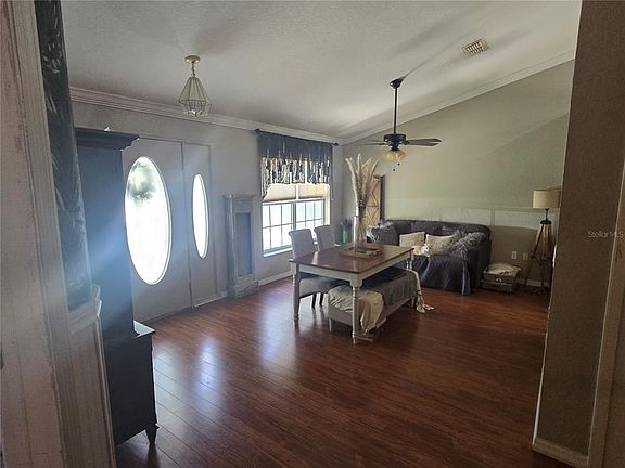 2nd image of 15444 Mount Sparrow Rd