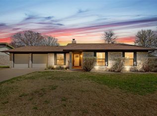 601 Deepwood Dr, Round Rock, TX 78681