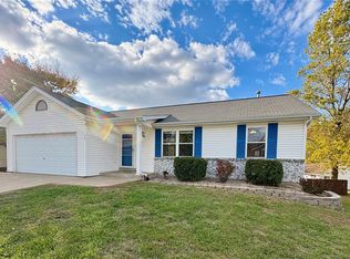 38 Amberly Dr, Saint Peters, MO 63376