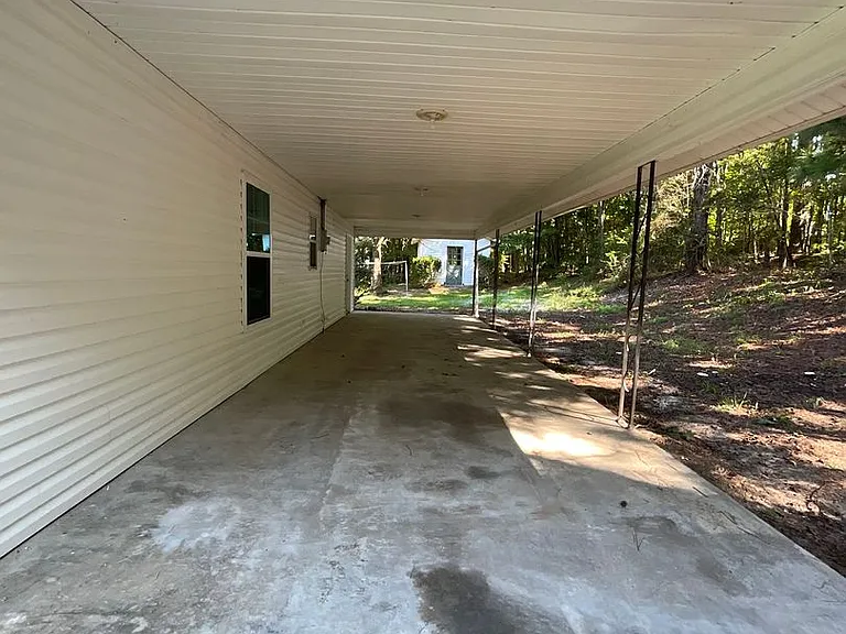 149 Lakeshore Dr — Photo 23