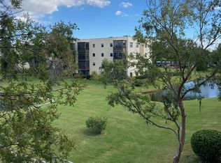 8174 Terrace Garden Dr N UNIT 307, Saint Petersburg, FL 33709