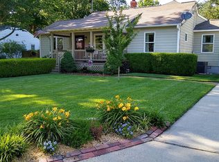 11 Dwight Rd, Newport News, VA 23601